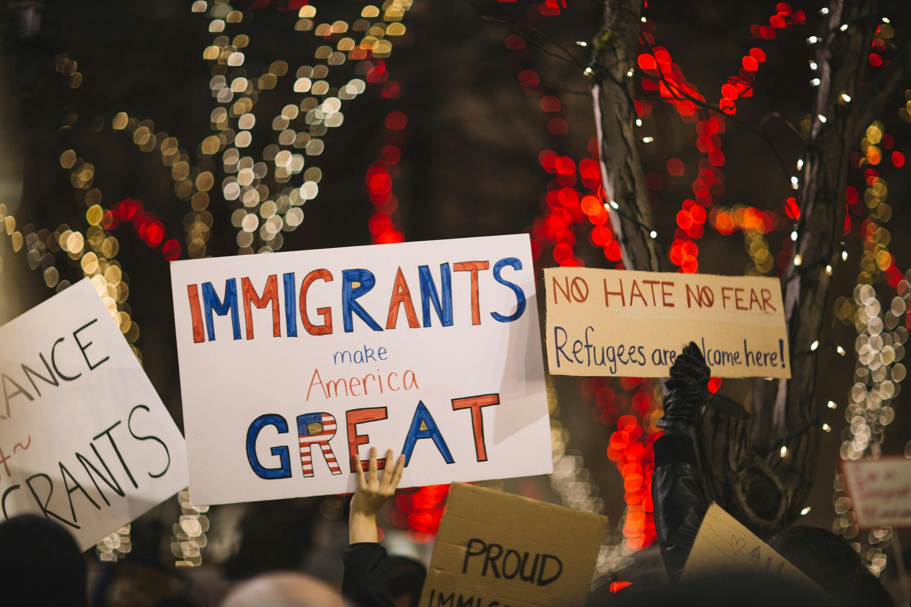 "Immigrants Make America Great" signage in Seattle, Washington (Nitish Meena)